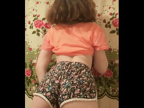 ❤️ Mwana wachinyamata wokongola akuvula kabudula wake pa kamera Zolaula pa ny.rexporn-com.ru ❌️❤